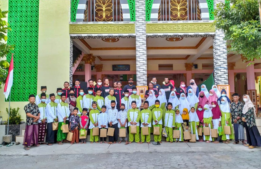 Peringati Yaumu Assyura, LKSA Al Bukhori Ponorogo Lakukan Santunan