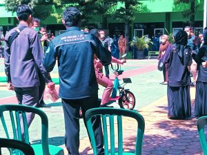 Luncurkan Kelas Riset, SMPN 1 Jetis Ponorogo Ditinjau Bupati