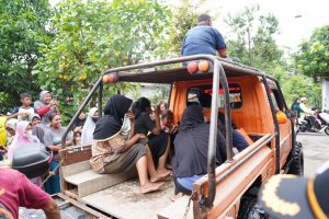 Kang Giri Banjir Ponorogo