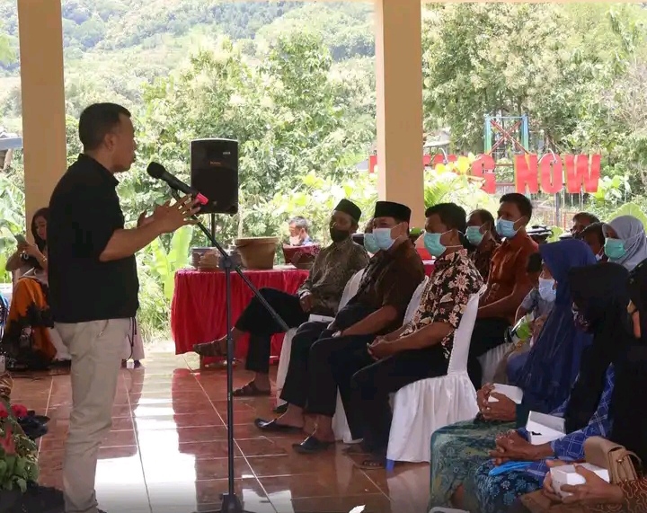 Kang Giri Bupati Ponorogo PKK Peduli