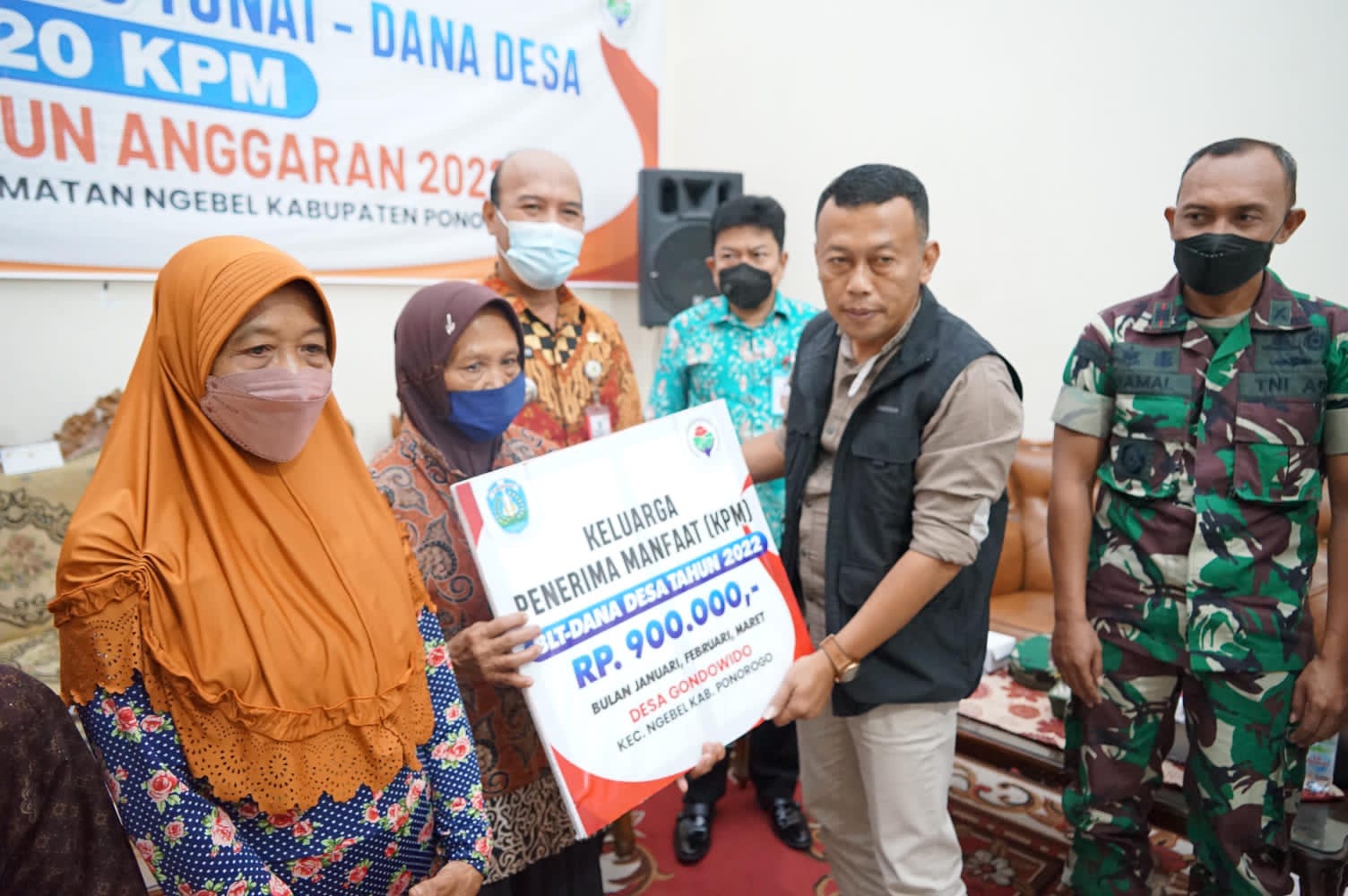 Inovasi Ekonomi Bansos dan UMKM Pemdes Gondowido Ngebel Diapresiasi Kang Giri Bupati Ponorogo