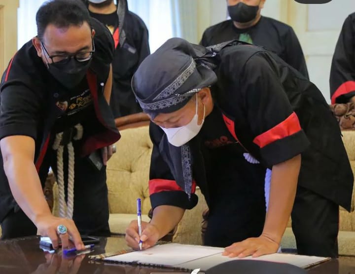 MOU Ponorogo Smart City Ditandatangani Kang Giri Bupati Ponorogo