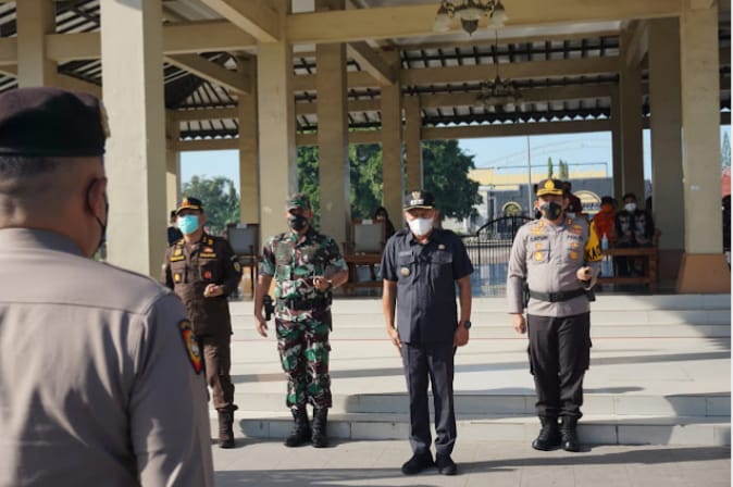 Kang Giri Bupati Ponorogo Operasi Ketupat Semeru 2022