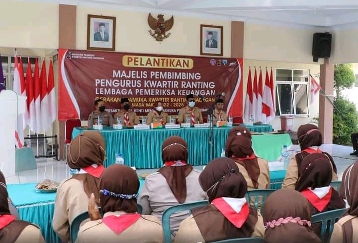 Lantik Pengurus Pramuka Badegan, Lisdyarita Wakil Bupati Ponorogo Dorong Pramuka Kreatif dan Produktif