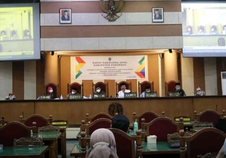 Perda RTRW KA Madiun Slahung Kang Giri Bupati Ponorogo