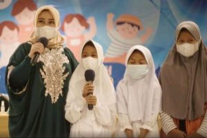 Lisdyarita dan PC IAI Ponorogo Buka Bersama Anak Yatim Piatu di Hotel Amaris