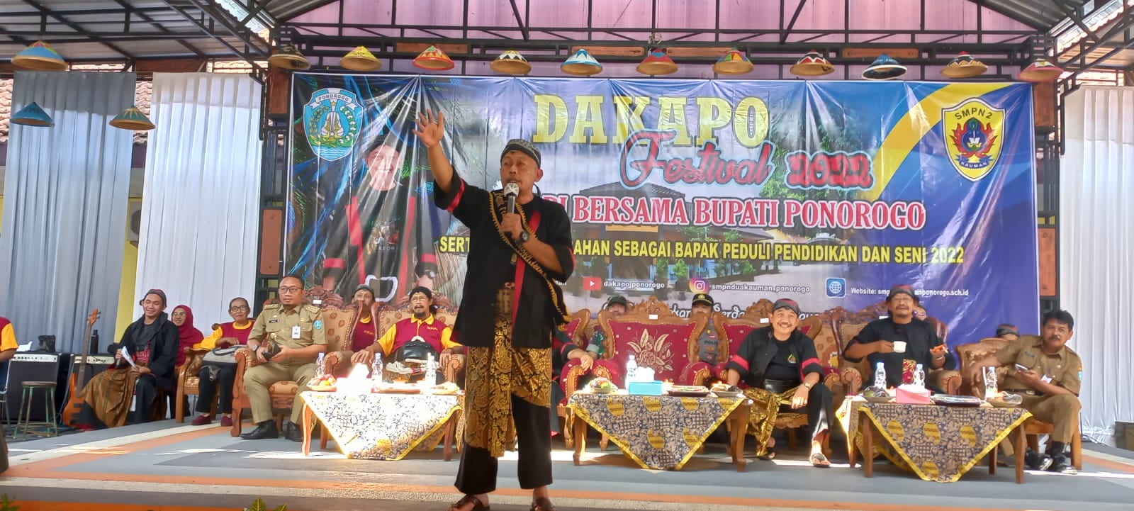 Kang Giri Bupati Ponorogo Apresiasi Kelas Unggulan Seni SMPN 2 Kauman