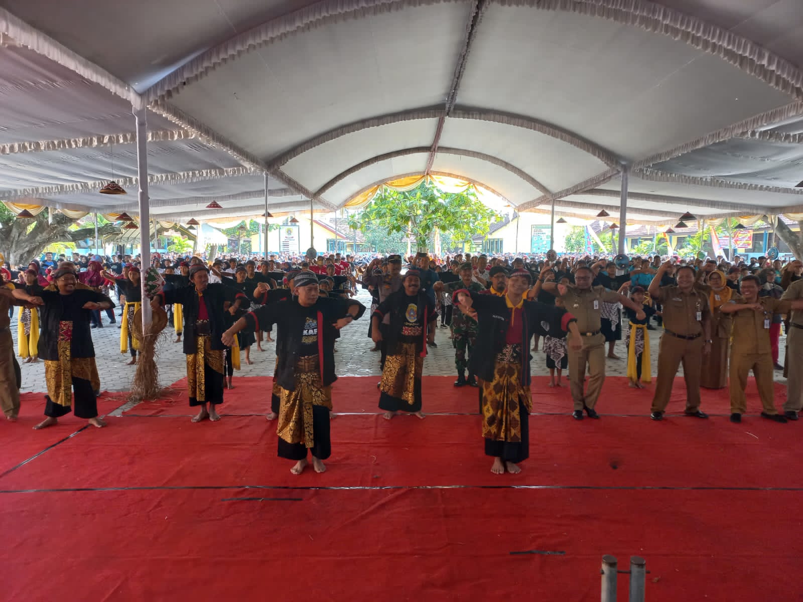 Kang Giri Bupati SMPN 2 Kauman