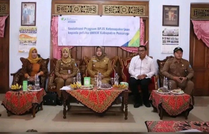 Lisdyarita Wabup Ponorogo BPJS Ketenagakerjaan