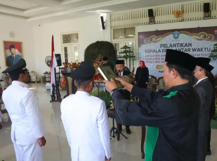 Kang Giri Bupati Ponorogo Lantik Kepala Desa Antar Waktu