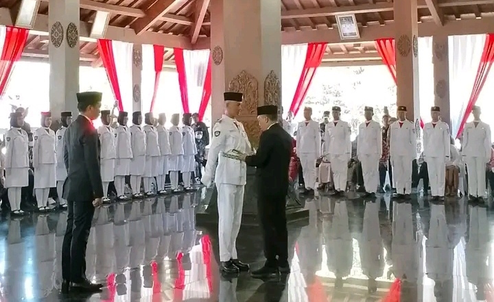 Kang Giri Bupati Ponorogo HUT RI 77