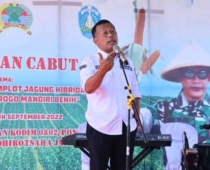Bupati Kang Giri Kodim 0802 Ponorogo Panen Raya