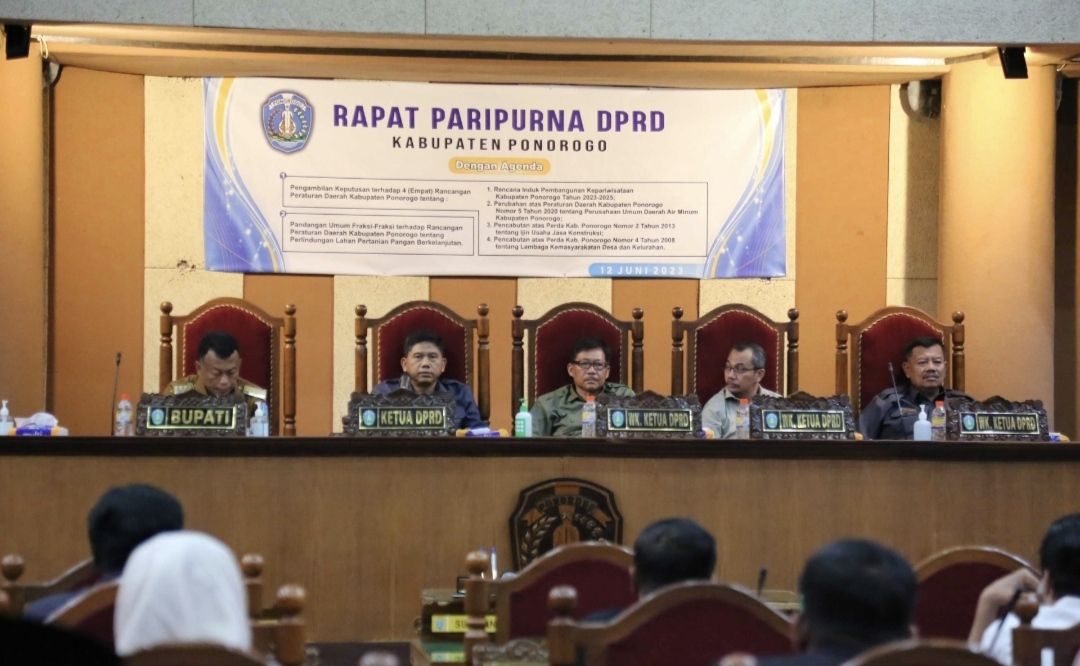 DPRD Ponorogo Kebut Raperda LP2B, dan Sahkan Dua Raperda Lainnya