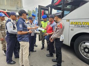 Tekan Fatalitas Kecelakaan Saat Mudik, Polres Magetan Gelar Ramp Chek