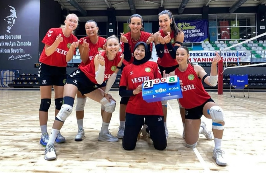 Dukung Megawati Bersama Manisa BBSK di Debut Pertamanya