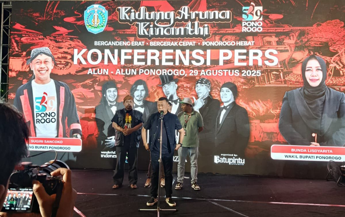 Show Roundown Kidung Aruna Kinanthi Dewa 19 di Ponorogo