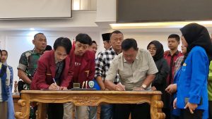 PMII dan IMM Ponorogo Sampaikan 7 Tuntutan dalam Audensi dengan DPRD