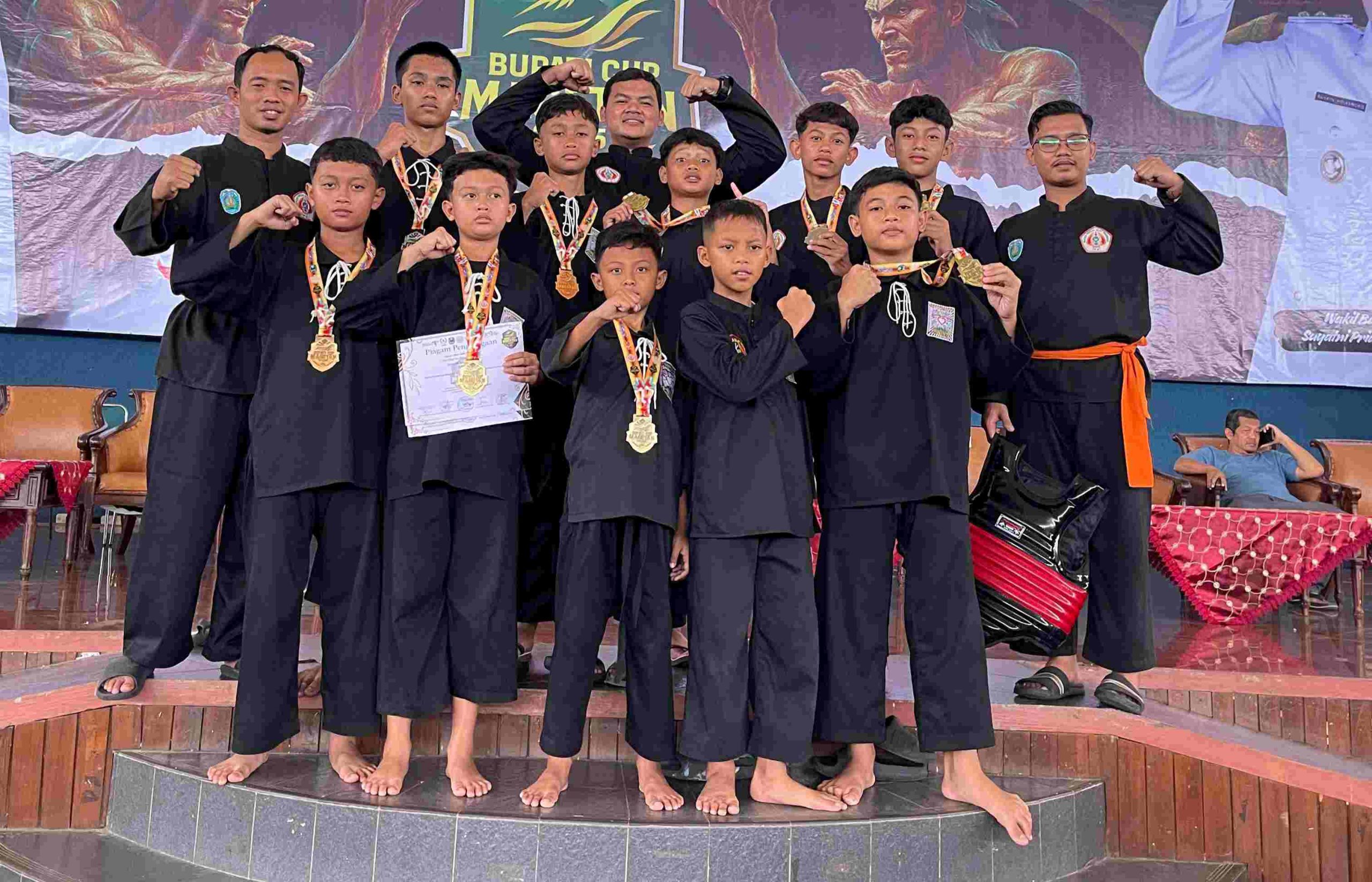 Pesilat PSHT Ponorogo, Raih 10 Medali di Bupati Cup Magetan 2025