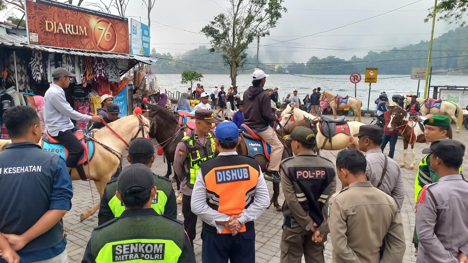 Pastikan kenyamanan Pengunjung Telaga Sarangan, Polres Magetan Tingkatkan Pengamanan