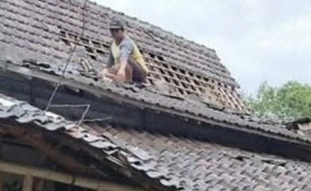 Belasan Rumah di Magetan Rusak Akibat Puting Beliung