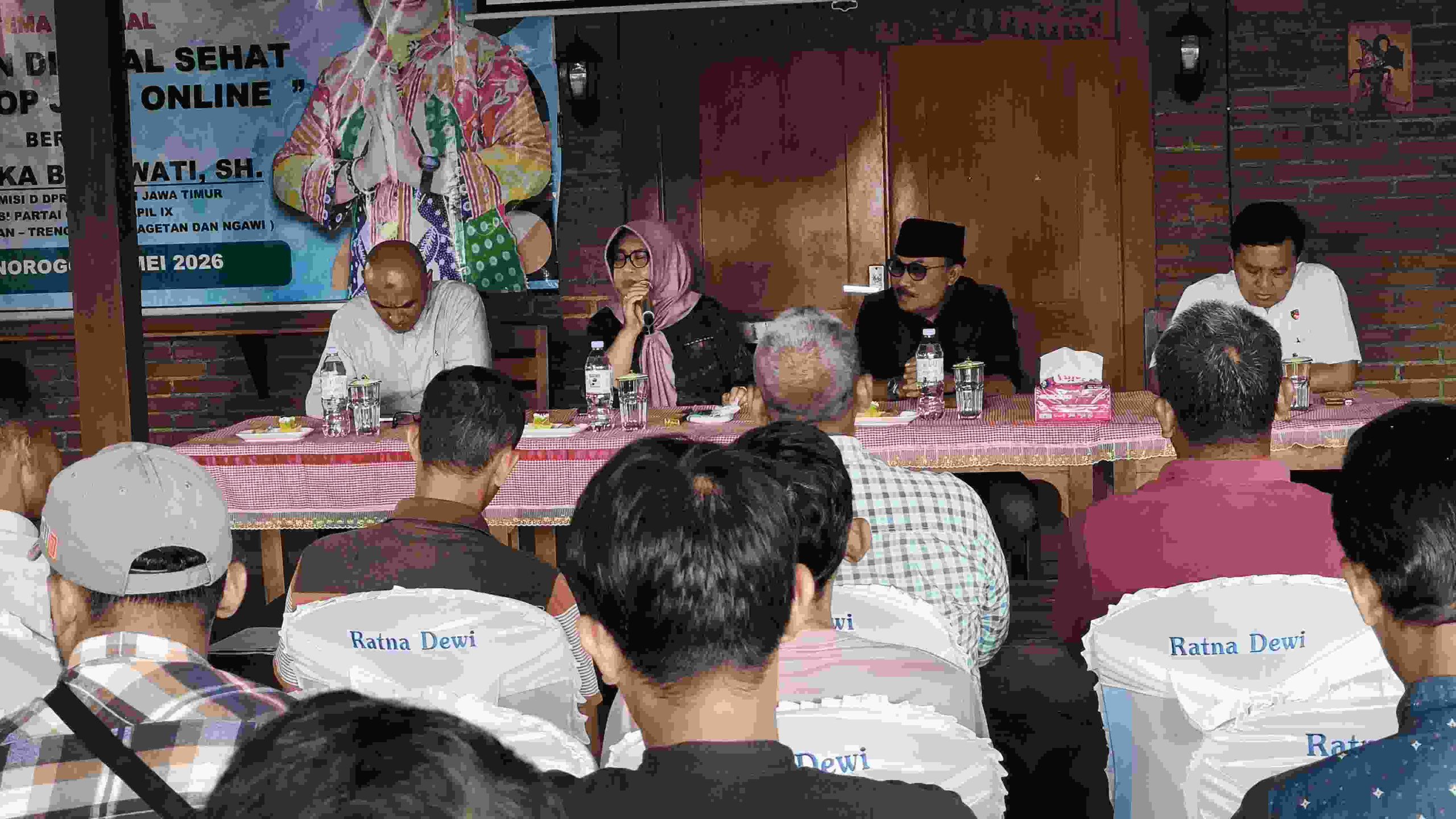 Bentengi dari Pengaruh Negatif Digitalisasi, Atika Banowati Gelar Sosialisasi Digital