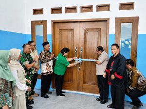 Anie Sebut MBG Investasi Jangka panjang di Peresmian SPPG Patihan Kidul 2 Siman Ponorogo