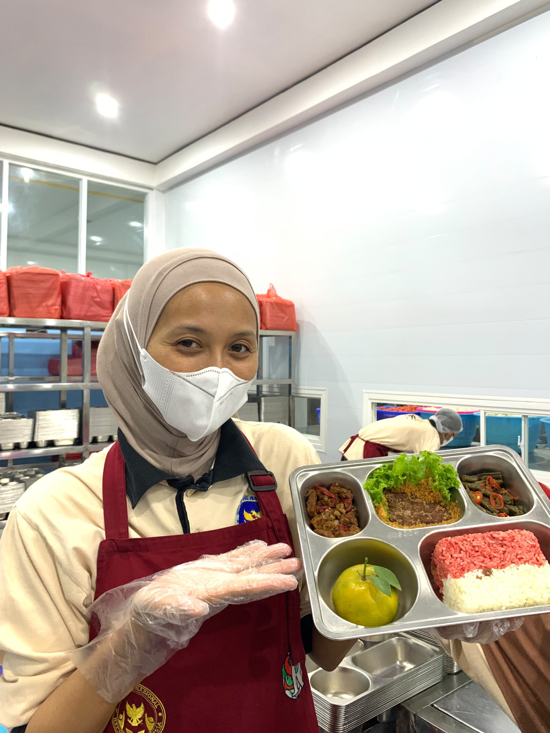 SPPG Patihan Kidul Sajikan Nasi Liwet Merah Putih untuk 2.612 Penerima MBG