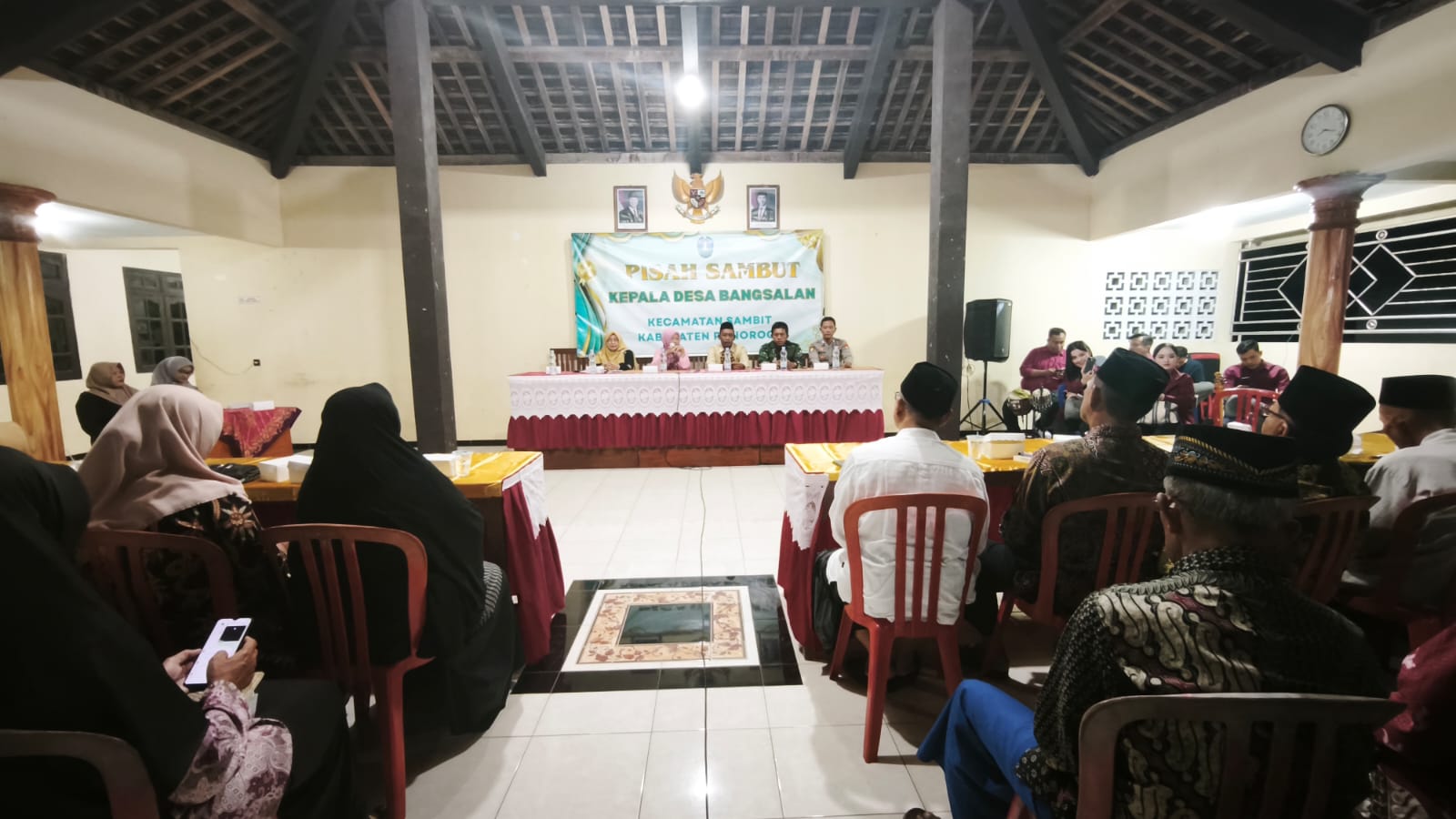 Pisah Sambut Kepala Desa Bangsalan, Titin Ning Dias Rukmini Serahkan Amanah kepada Pj Kades Joko Purnomo