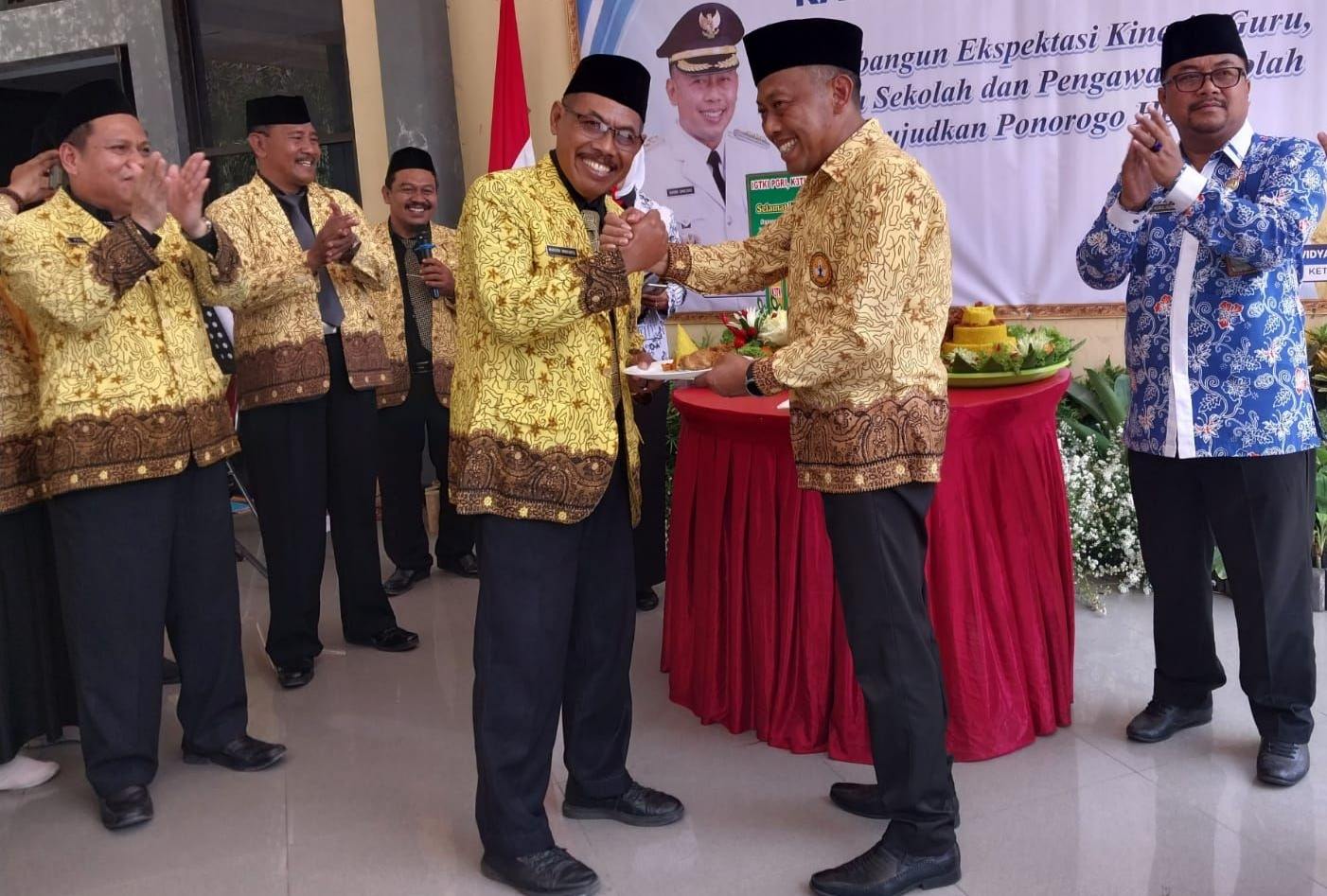 Harlah APSI, Kang Giri Bupati Ponorogo Tekankan Pendidikan Karakter