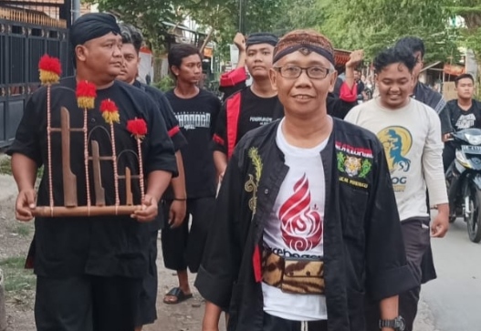 Hujan Alot, Warga Bungkal Ponorogo Gelar Kirab Mapak Udan